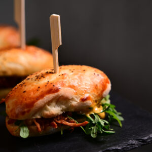 Mini pulled chichen burger