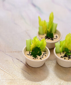 Humusz angolzellerrel